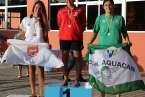 Nadadores del club, en los podios con sus premios (Foto CN Faynagua)