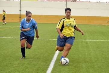 Las jugadoras realizaron un buen partido en la segunda parte (Foto TA)