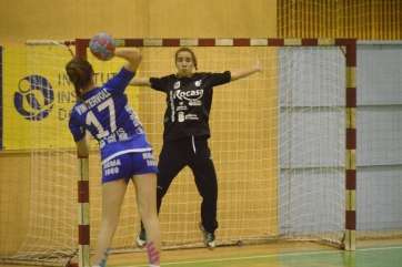 Dara Hernández, flamante portera del Rocasa, paró 13 lanzamientos (Foto TA)