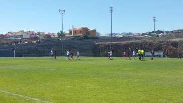 Imagen del choque entre el CD Tenerife B y la UD Telde (Foto TA)