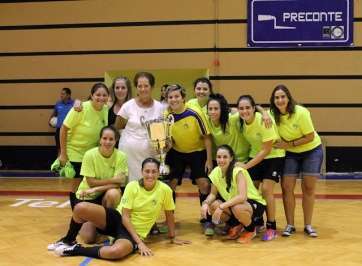 El equipo ganador del torneo (Foto Preconte Telde)