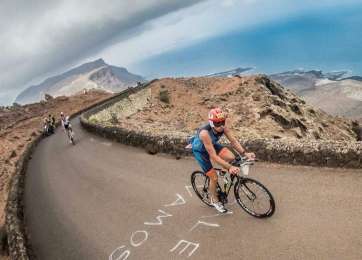 Imagen de archivo de la prueba Iroman 70.3 celebrada este pasado fin de semana en Lanzarote (Foto eu.ironman.com)