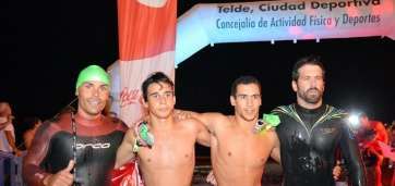 David Romera, primero por la izquierda, ganador de la prueba (Foto Antonio Alí)