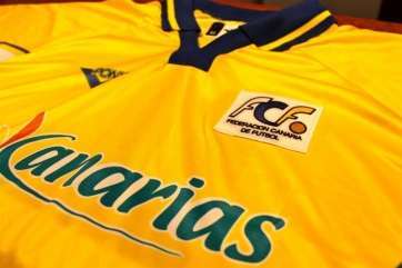 Equipación del combinado canario (Foto TA)