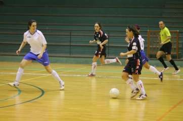 Momento del partido jugado ayer en Teror (Foto TA)