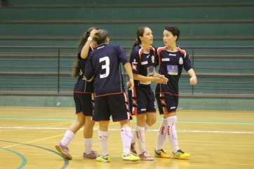 Las jugadores del Preconte celebran gol (Foto TA)