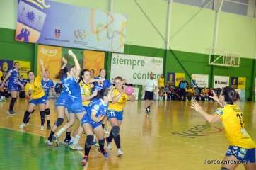 Acción ofensiva del equipo teldense  (Foto Antonio Alí)