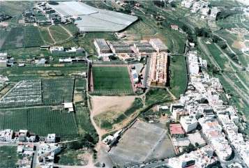 Vista aérea del campo de fútbol de El Calero (Foto TA)