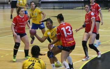 Imagen del partido de la anterior jornada entre el Porriño y el Rocasa (Foto Santiago Baz Lomba)