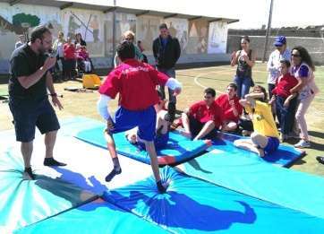 Los alumnos disfrutaron de la lucha canaria (Foto TA)