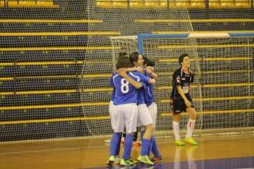 Momento del partido de esta tarde (Foto TA)