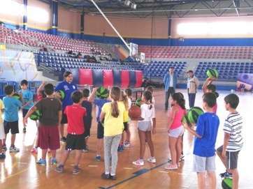 Celebración del campus de verano de baloncesto (Foto TA)