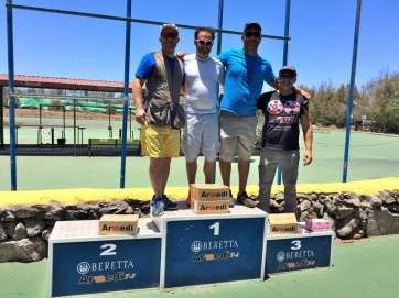 Podio del último torneo de hélices y compack sporting en Lomo Pollo (Foto TA)