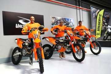 Equipo de Valsebike que se trasladará a Navarra (Foto TA)