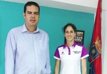 Patricia Díaz con el concejal Diego Ojeda (Foto TA)