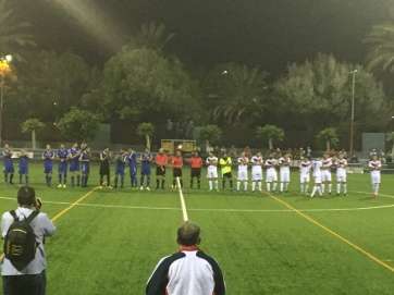 Momento inicial del partido de esta noche (Foto UD Telde)