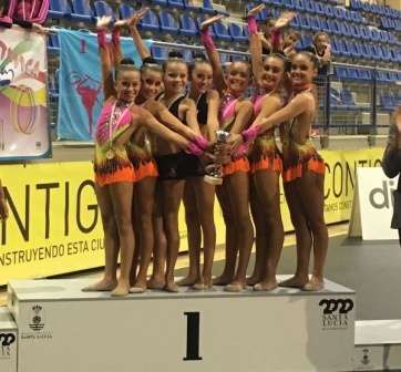 El conjunto alevín se alzó con el primer puesto en el Campeonato de Canarias (Foto TA)