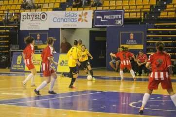 El partido se disputó esta tarde en el CID (Foto TA)