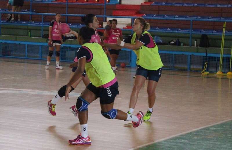 Jugadores del Rocasa en un entrenamiento (Foto TA)