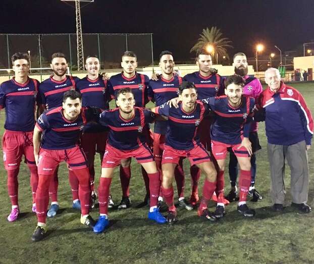 Imagen de una formación habitual de la UD Telde en esta temporada (Foto TA)