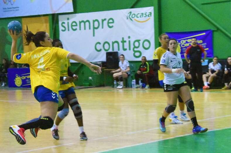 Ataque de Rocasa en el partido de este sábado (Foto TA)