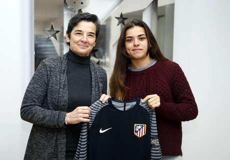 María Isabel Rodríguez con Lola Romero, directora del Femenino (Foto Álex Marín)