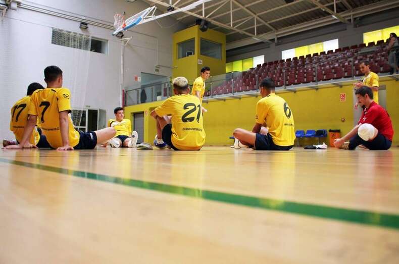 Equipo juvenil del Club Futsal Express Malta 97 (Foto TA)
