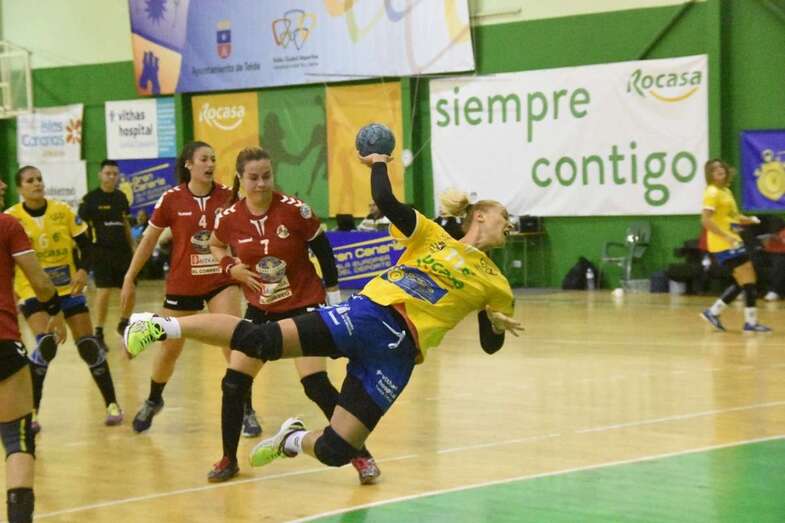 Imagen de archivo de un partido del Rocasa en su cancha (Foto TA)