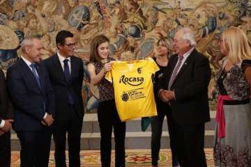 Recepción de la Reina al Rocasa como equipo campeón de la Copa de la Reina (Foto TA)