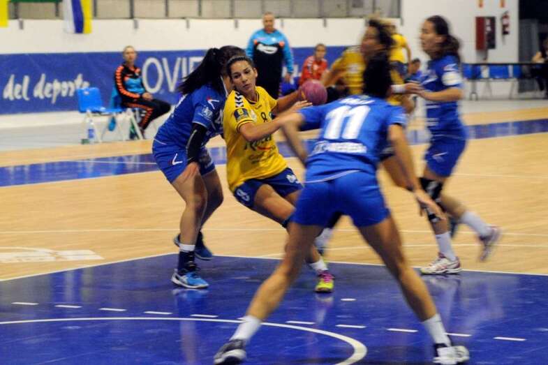 Carmen Toscano, en una imagen de archivo vistiendo la elástica del Rocasa (Foto TA)