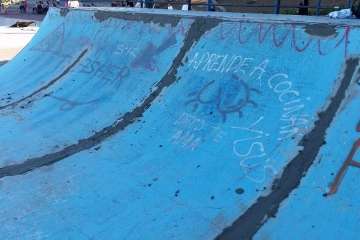 Los deportistas se pusieron mano a la obra (Foto TA)