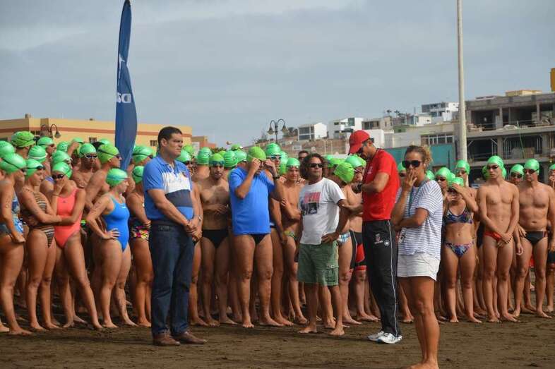 Al inicio de la prueba se guardó un minuto de silencio por las víctimas del doble atentado terrorista de Cataluña (Foto TA)