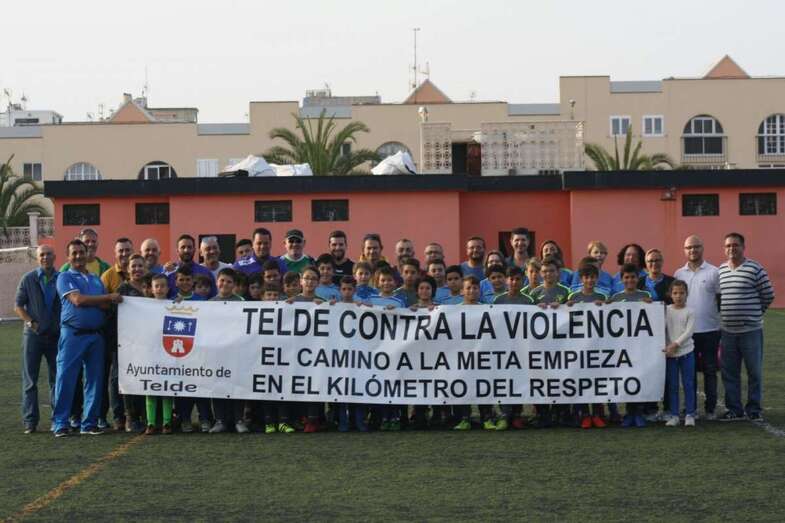 El CD Valdecasas promociona el deporte limpio (Foto TA)