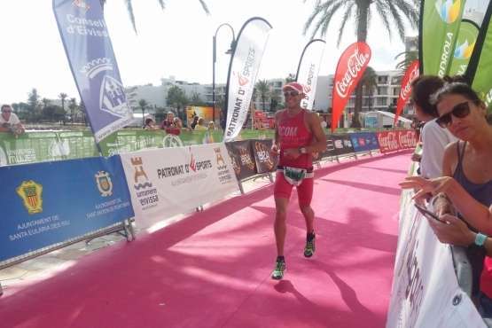 Jonay García, en buena forma en el Ibiza Triatlón (Foto TA)