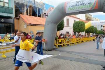Rubén Palomeque se impone en la XXIX Carrera Popular Paco Artiles de Telde (Foto Francisco Javier Santana)