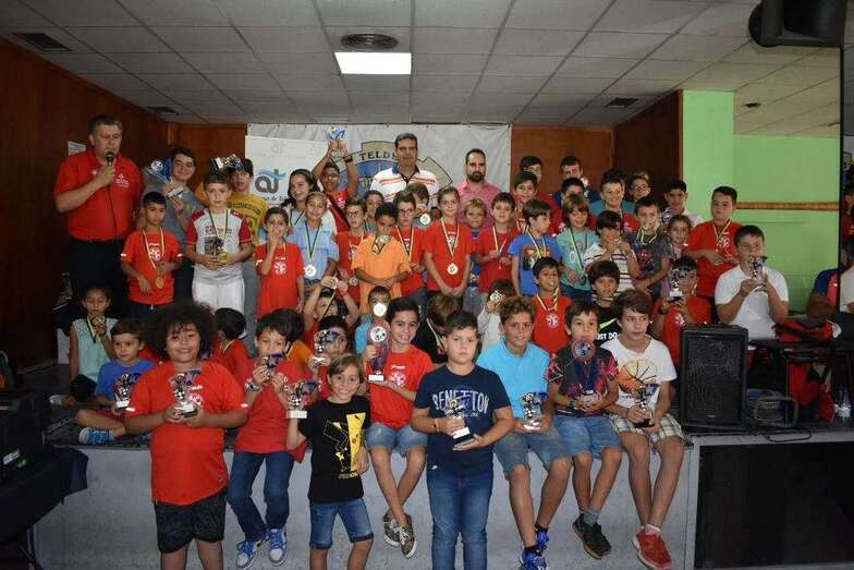 Los triunfadores del torneo (Foto TA)