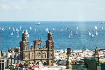 Telde otea el paso de los veleros de la XXXII Regata ARC (Foto Antonio Rodríguez 1-17 y TA 18-38)