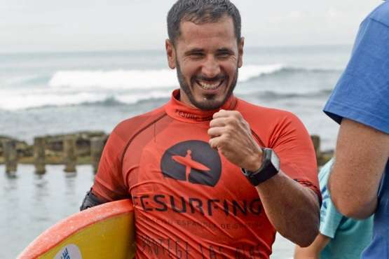 El teldense Abián Perdomo revalida su título de campeón de España Máster de BodyBoard (Foto TA)