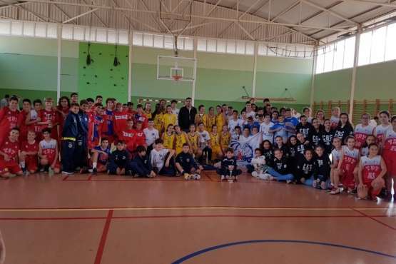 San Isidro y Spar GC se alzan con el Torneo Preinfantil del XXV aniversario del Básket Tara (Foto TA)