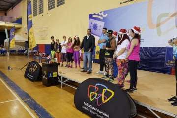 Éxito de la zumba solidaria en Telde (foto TA)