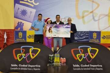 Éxito de la zumba solidaria en Telde (foto TA)