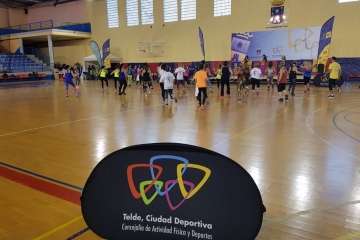 Éxito de la zumba solidaria en Telde (foto TA)