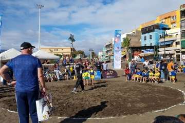 Encuentro Insular de Escuelas de Lucha Canaria en Melenara-Telde (Foto TA)