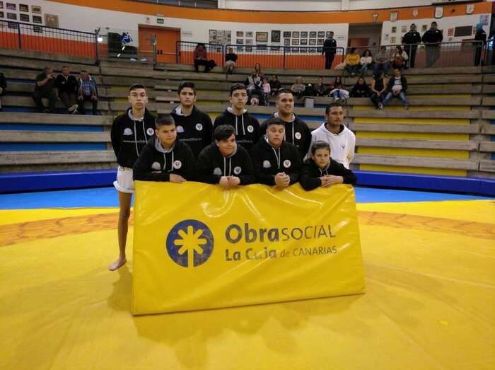 El equipo campeón (Foto TA)