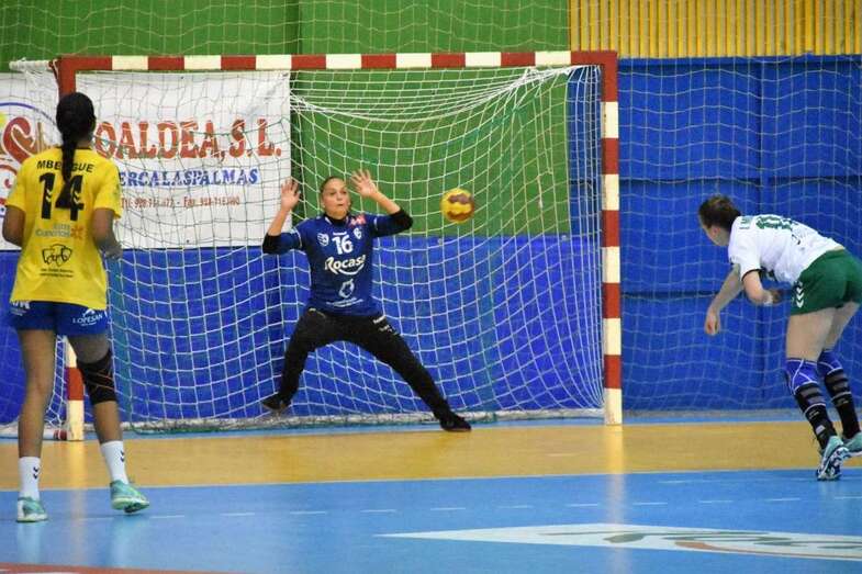 Imagen del partido disputado esta tarde en el Pabellón de Las Remudas (Foto TA)