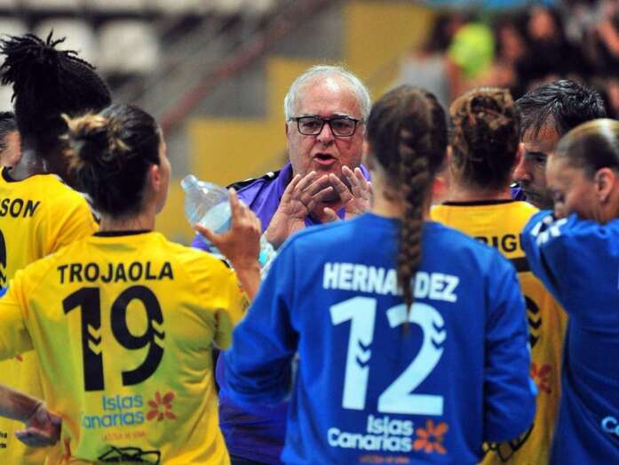 Antonio Moreno, entrenador del Rocasa (Foto TA)