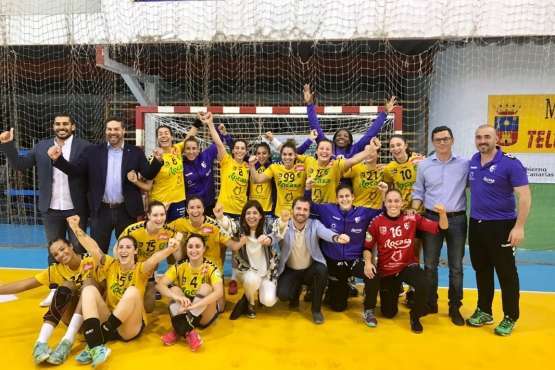 Un gol de Mbengue en un final de infarto mete al Rocasa en la final (Foto TA)