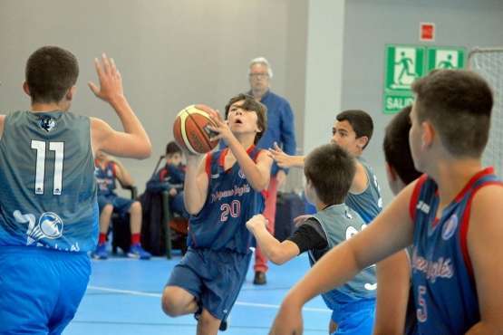 El Hispano Inglés, campeón del l Torneo Autonómico Minibásket Plan Integral de Jinámar (Foto TBT