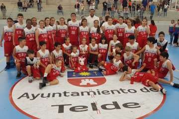 El Hispano Inglés, campeón del l Torneo Autonómico Minibásket Plan Integral de Jinámar (Foto TBT