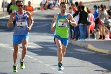 Francisco Cabrera gana la VII Vuelta Atlética MACAM 2018 (Foto Vero Navarro)